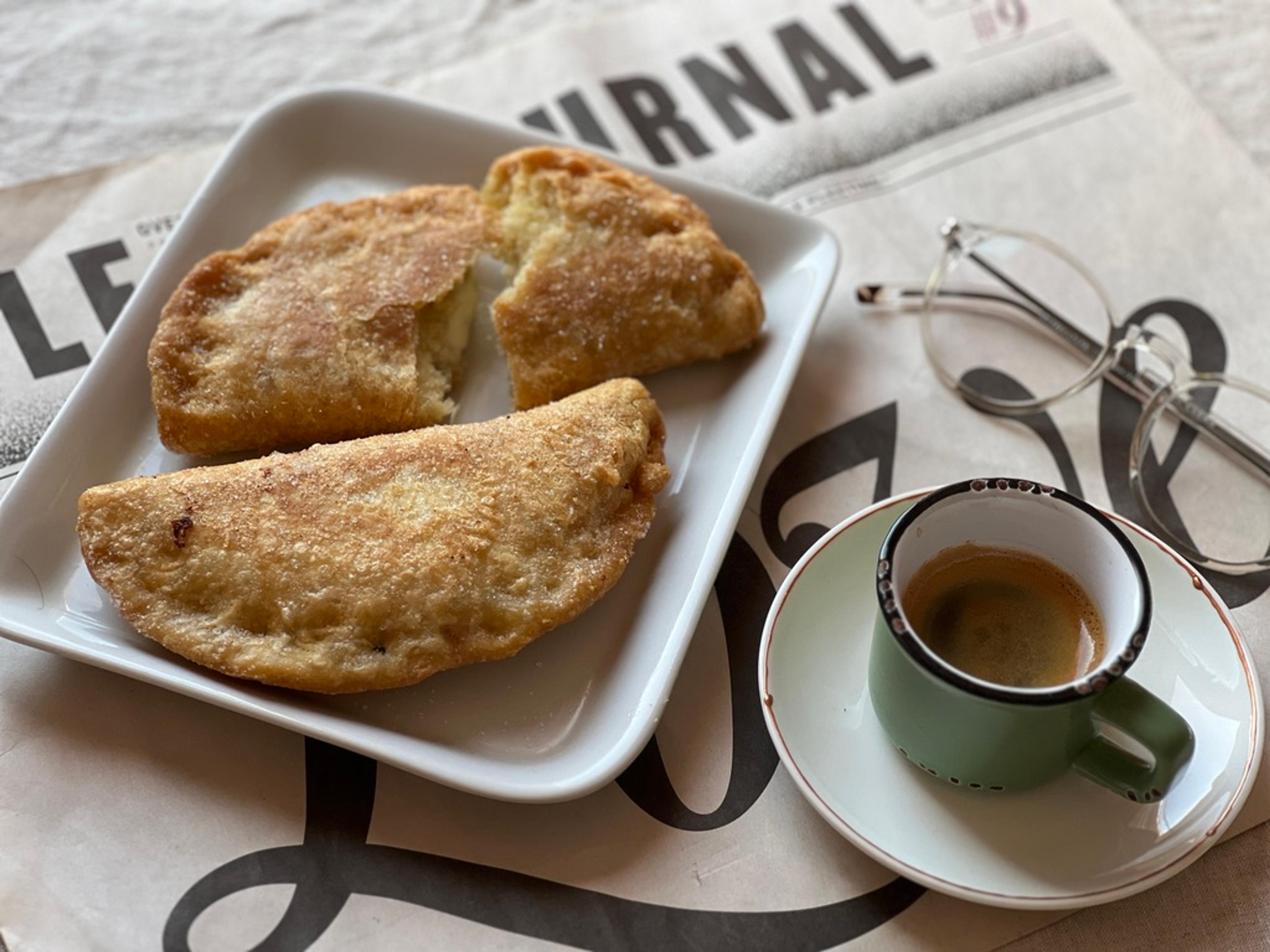 Lemon Ricotta Empanadas 