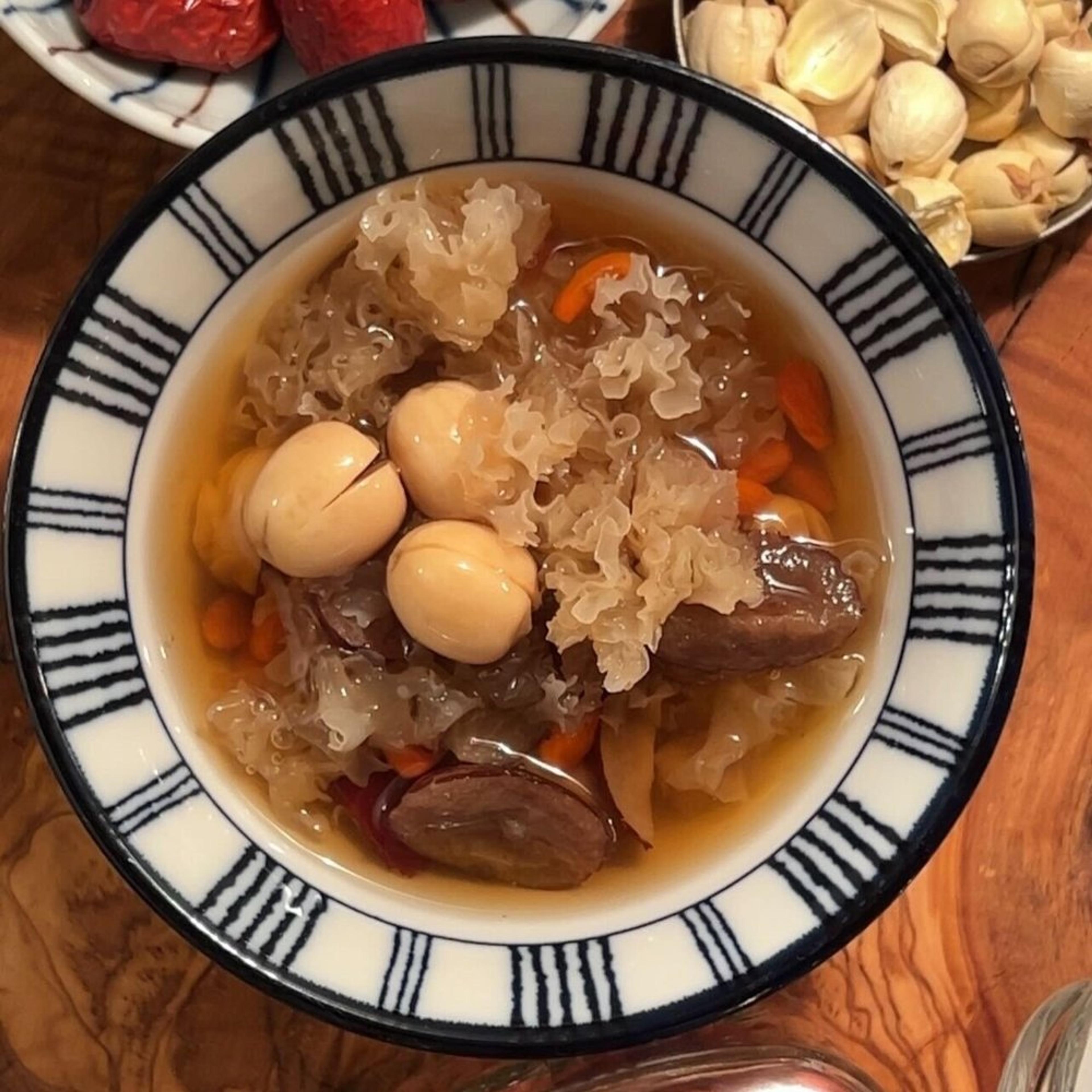 Snow Fungus Soup for Glowing Skin